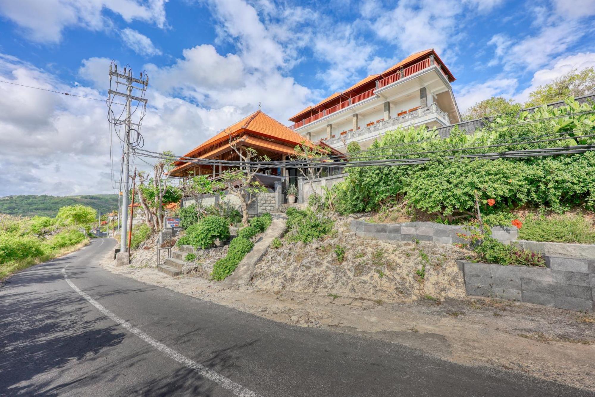 Manta Cottage Seaview Plus Batununggul Exterior photo