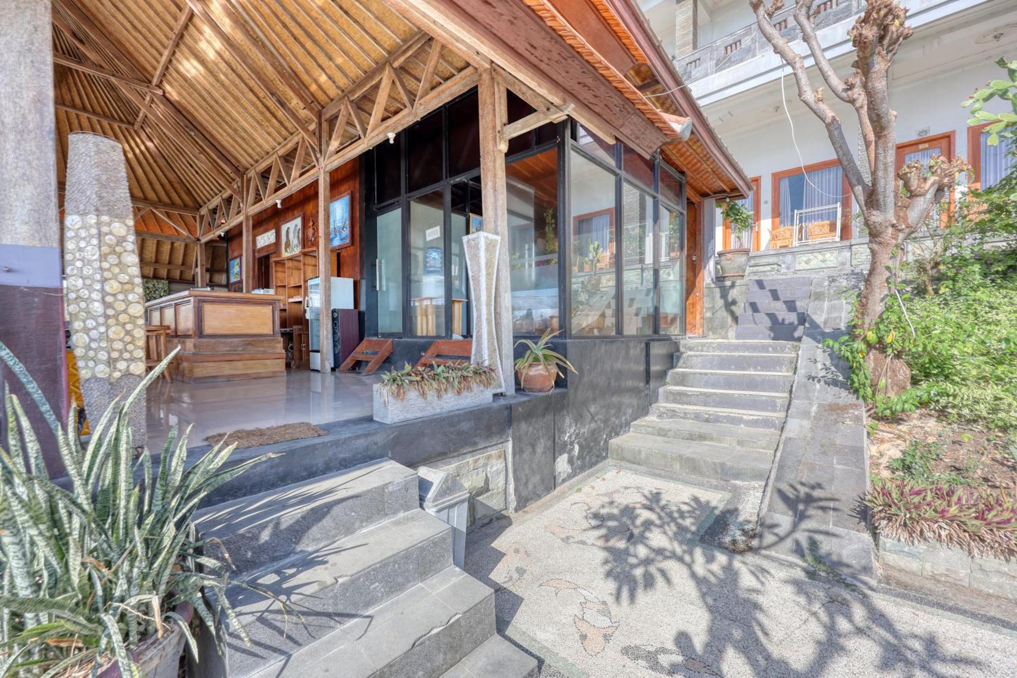 Manta Cottage Seaview Plus Batununggul Exterior photo